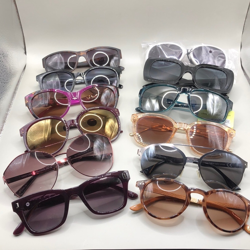 Curated Bundle 12 Trendy Fashion Oversized Style Sunglasses Variety Of Brands 50$
